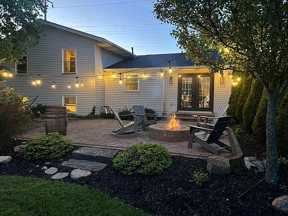 3rd image of 2465 Ferguson Rd W