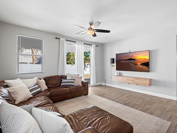 2nd image of 498 E BAMBOO Lane