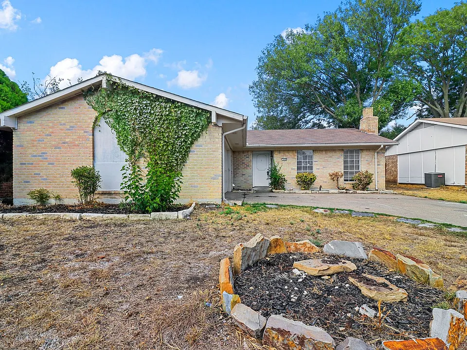 609 Shadyglen Dr