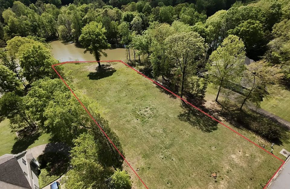 2nd image of Peachwood Dr