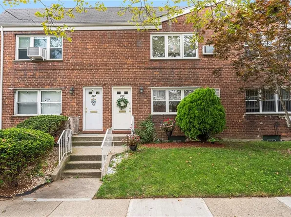 300 Bay 19th St #A, Brooklyn, NY 11214
