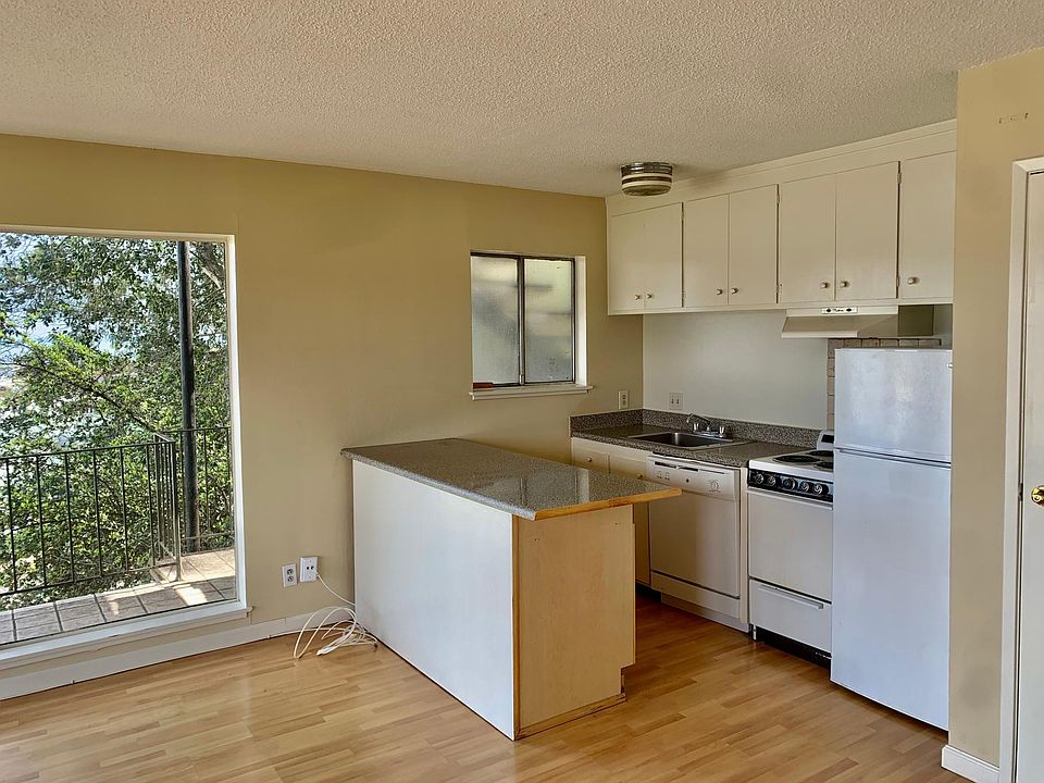 2nd image of 1 Ebbtide Ave APT 11