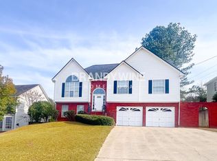 1570 Smithson Dr, Lithonia, GA 30058