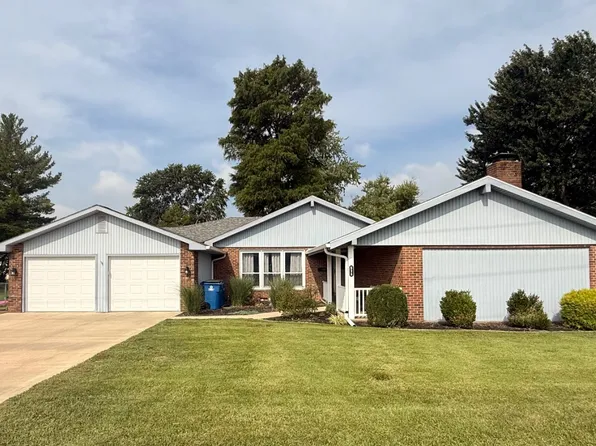 525 N Jefferson St, Olney, IL 62450