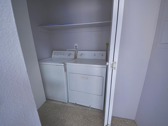 Full size washer/dryer in unit