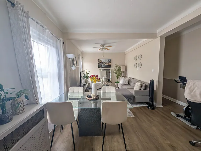 198 Burgar St #4 — Photo 3