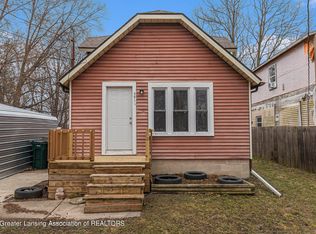 5511 Hughes Rd, Lansing, MI 48911