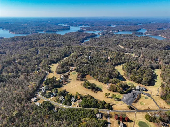 309 Nicklaus Rd, Westminster, SC 29693