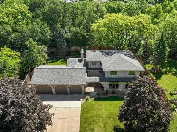 611 Gosiwin Ave, Saint Paul, MN 55115