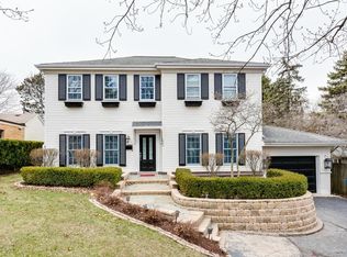 232 N Jackson Rd, Clarendon Hills, IL 60514