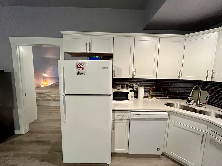 2716 Syringa Ln — Photo 8