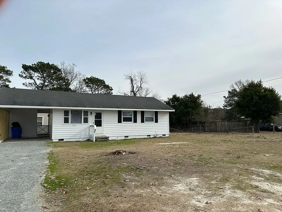 2221 Ireland Dr