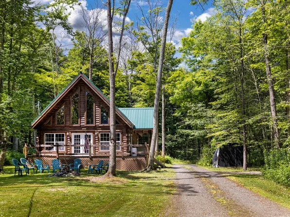 (undisclosed Address), Clymer, NY 14724