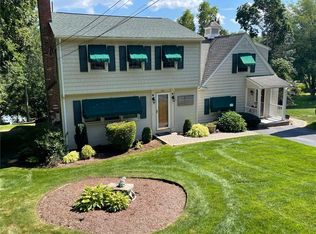 725 Smithfield Rd, North Providence, RI 02904