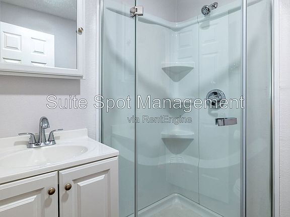 5th image of 160 Harrison Ave #28