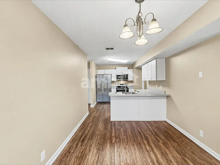 1801 Antebellum Dr — Photo 5