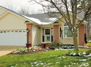 3732 Bobwhite Ln, Brunswick, OH 44212