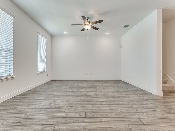 4th image of 2613 Buttonbush Ln