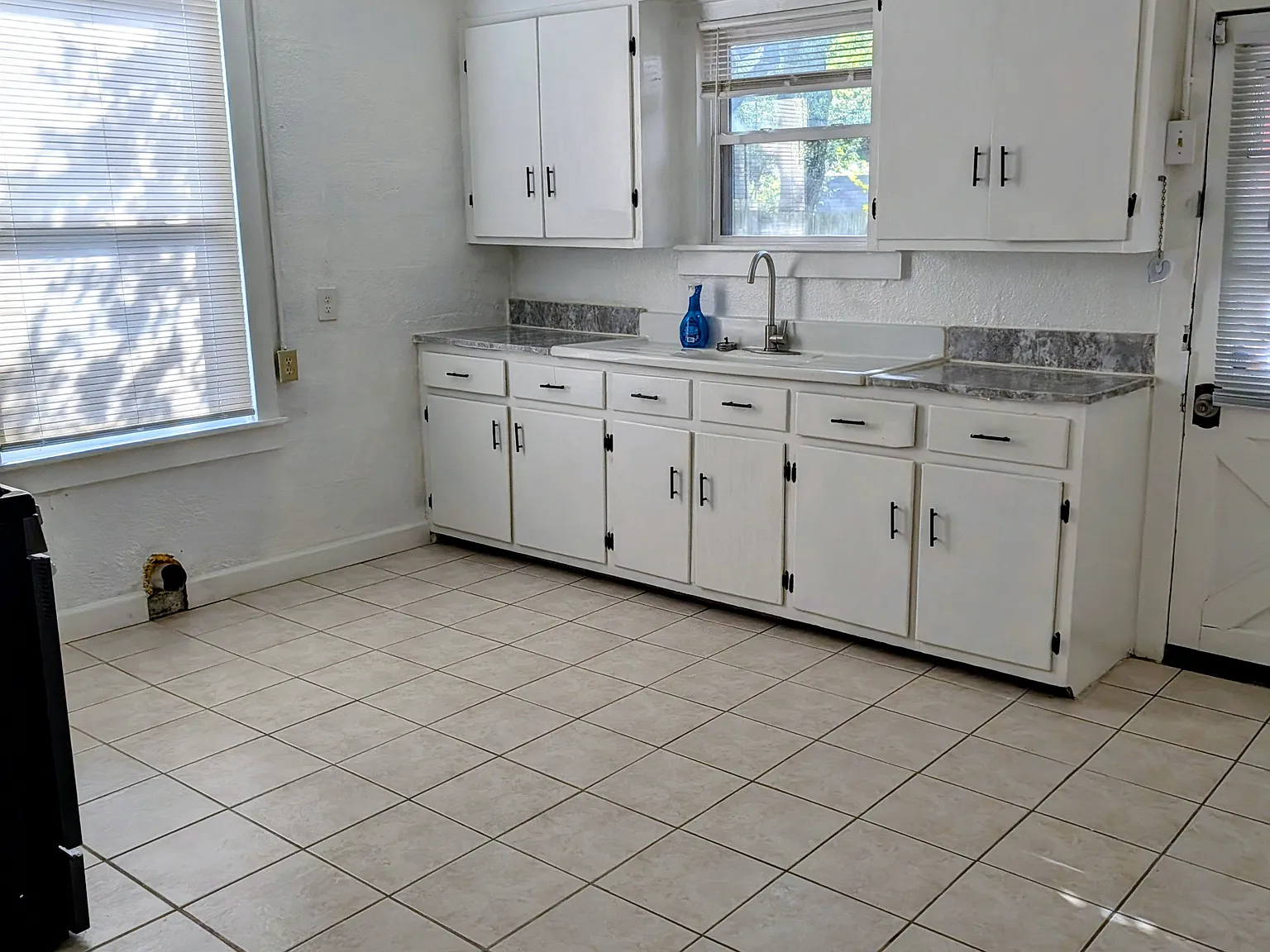 2 bed, 957 sqft, $1,395 — Photo 2