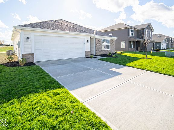3rd image of 1147 Fleming Dr
