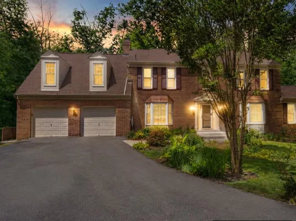7142 Rivers Edge Rd, Columbia, MD 21044