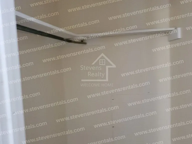 Greenswest Apartments — Photo 28
