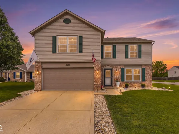 8455 Ferguson Cir, Avon, IN 46123