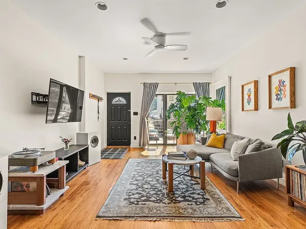 1611 Bergen Street image 1 of 12