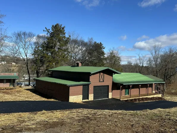2820 Holiday Hills Rd, Kodak, TN 37764
