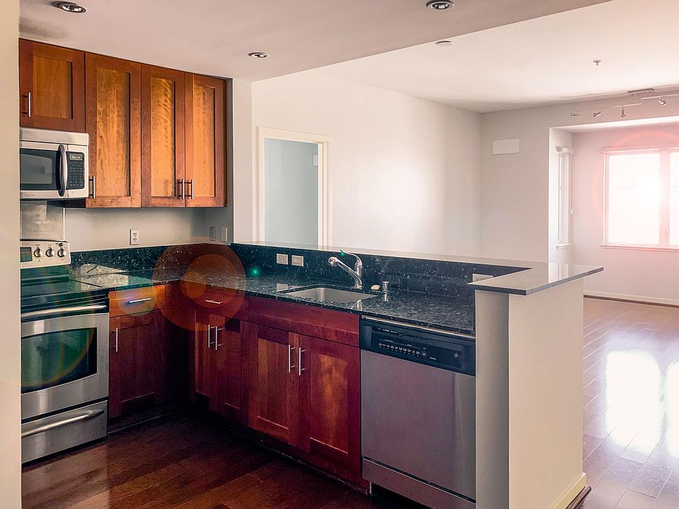 1st image of 350 Broderick St APT 411
