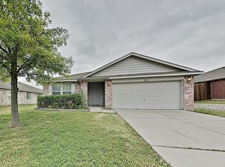 108 Comanche Trl, Krum, TX 76249