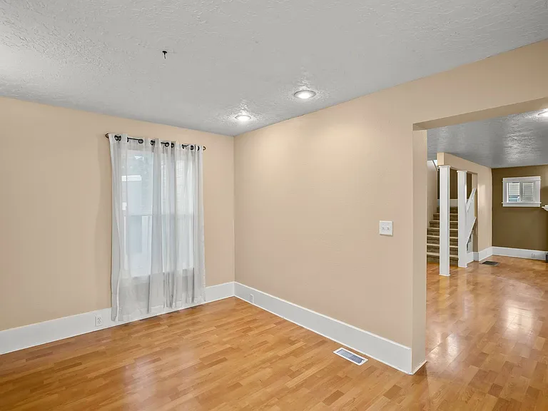 1837 NE 63rd Ave — Photo 17