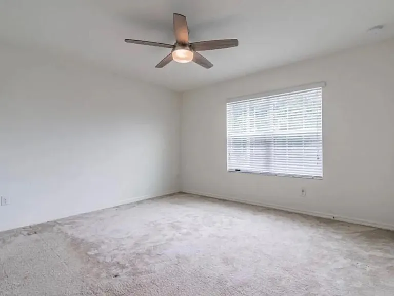 1122 Hillhurst Dr — Photo 8