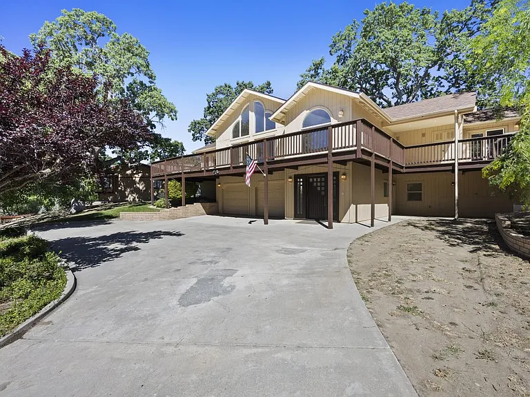 29861 Greenwater Dr — Photo 46