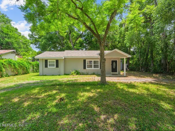 734 N WALNUT Street, Starke, FL 32091