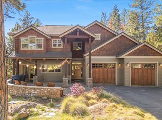 2011 NW 4th St, Bend, OR 97703