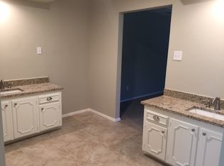 316 Cedar Creek Ct, Fort Worth, TX 76103