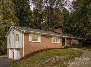 22 Mountainbrook Rd, Asheville, NC 28805