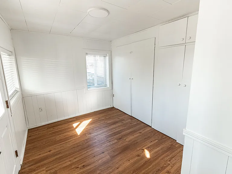 Ocean Barnacle Lower Unit 2BR_24_05162026