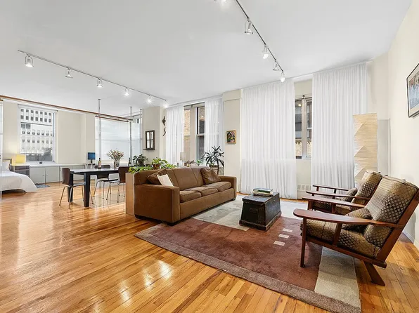176 Broadway APT 12D, New York, NY 10038