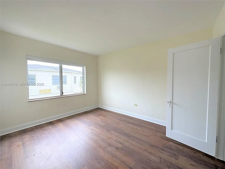 1920 Biarritz Dr #3 — Photo 14