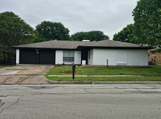 2908 Legend Rd, Arlington, TX 76014