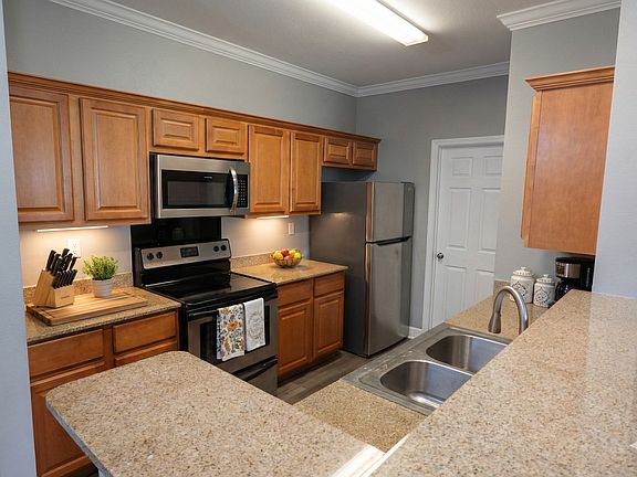 5th image of 3500 Groveland Rd #50b1f3ef3