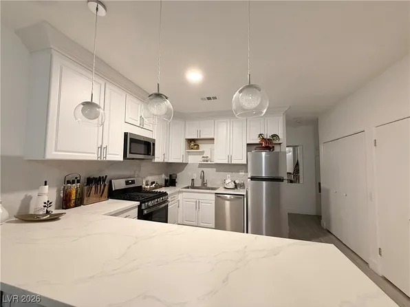 5415 W Harmon Ave Unit 1074, Las Vegas, NV 89103