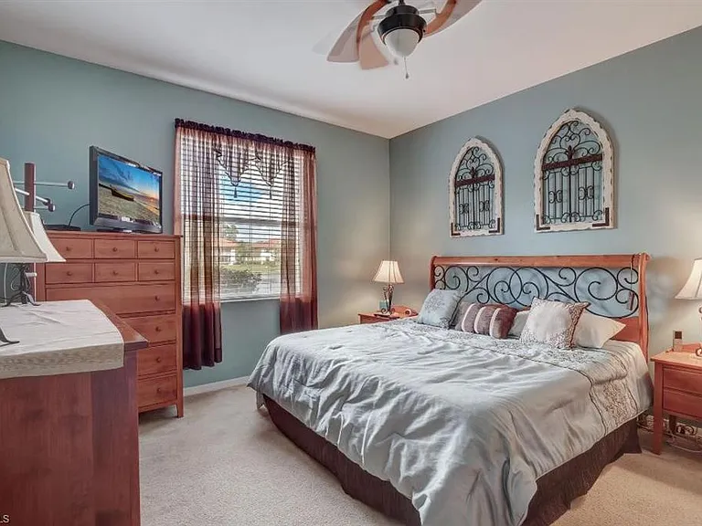 280 Robin Hood Cir #102 — Photo 11