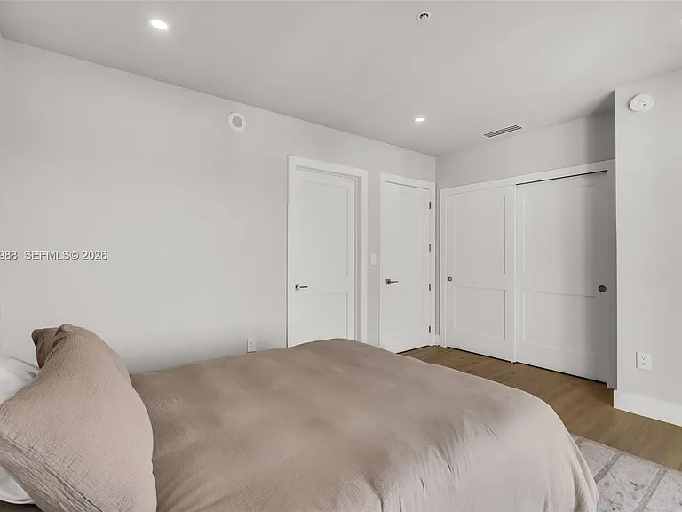 92 SW 3rd St #5204 — Photo 19