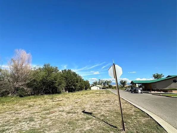 705 N Railroad Ave, Espanola, NM 87532