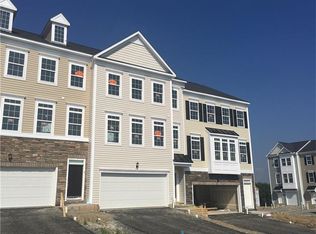 3 Roosevelt Dr, Mc Kees Rocks, PA 15136