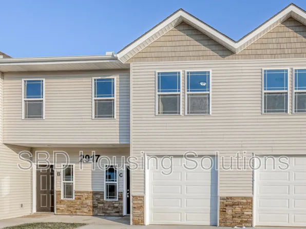 2921 S Harvard Ave #C, Independence, MO 64052