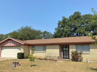8024 Herndon Dr, Benbrook, TX 76116
